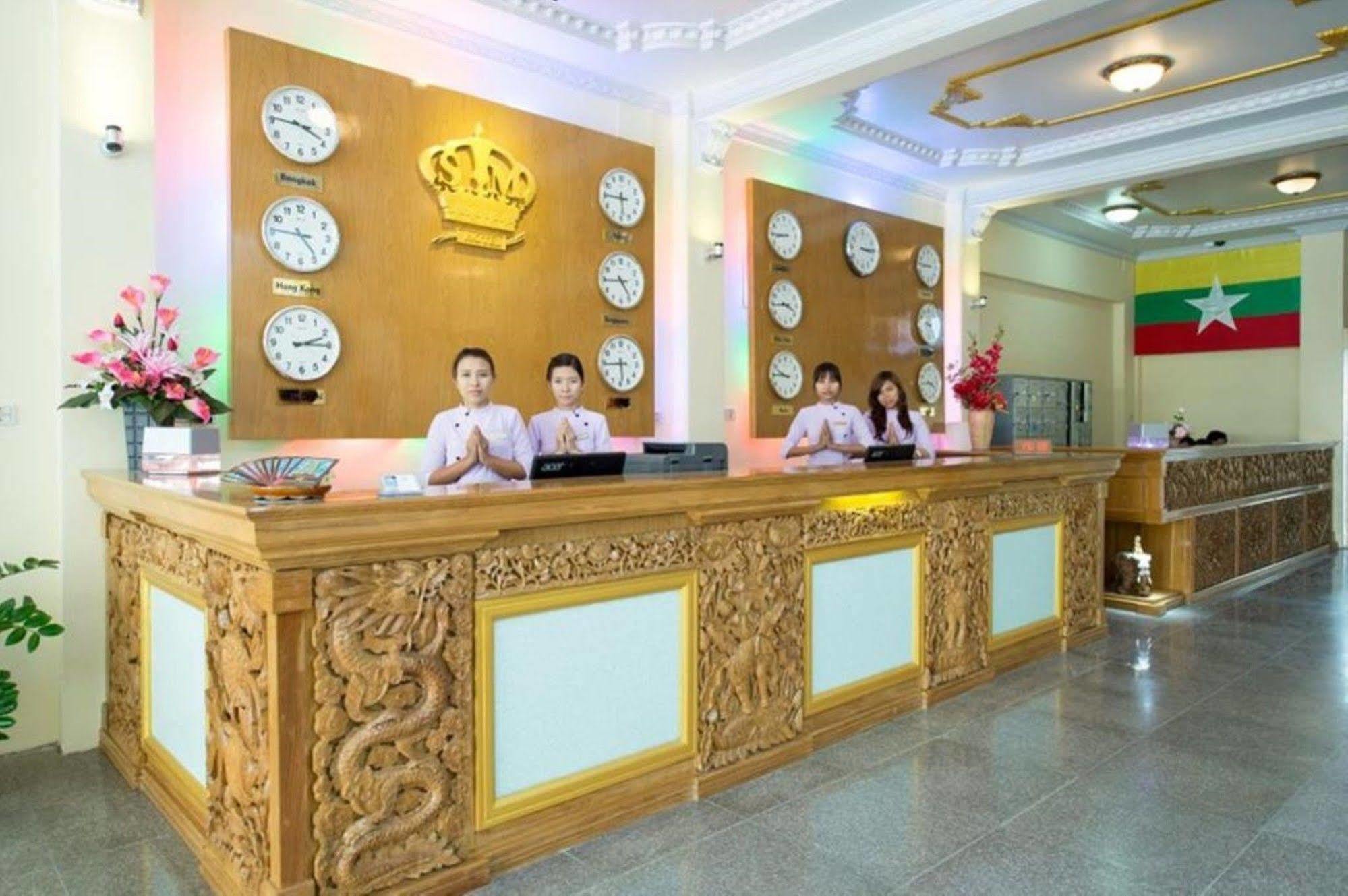 Smart Hotel Μανταλέι Εξωτερικό φωτογραφία